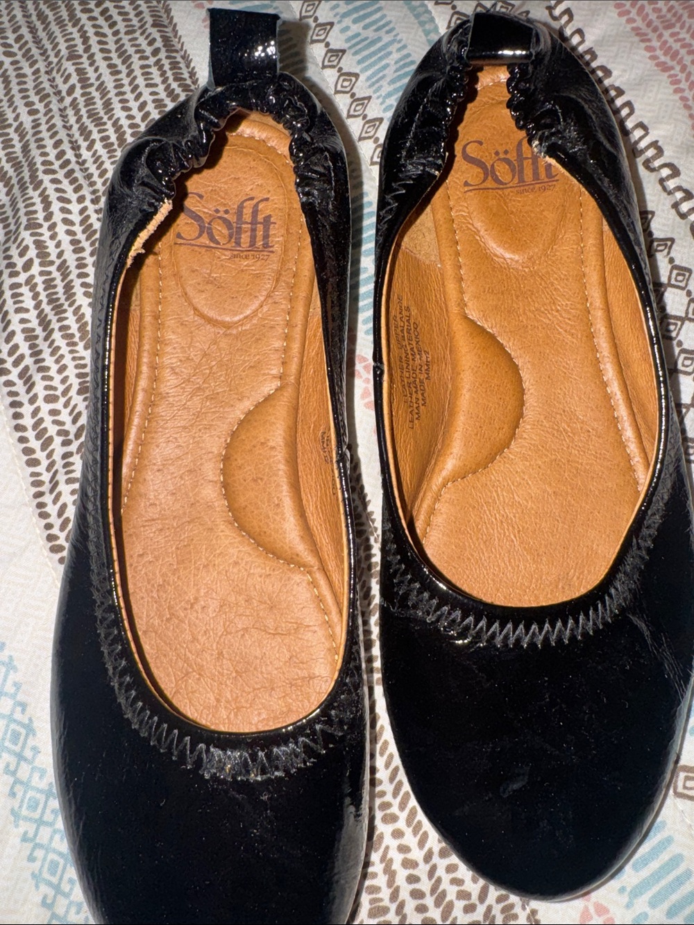 Söfft Black Patent Espadrille-Style Ballet Flats